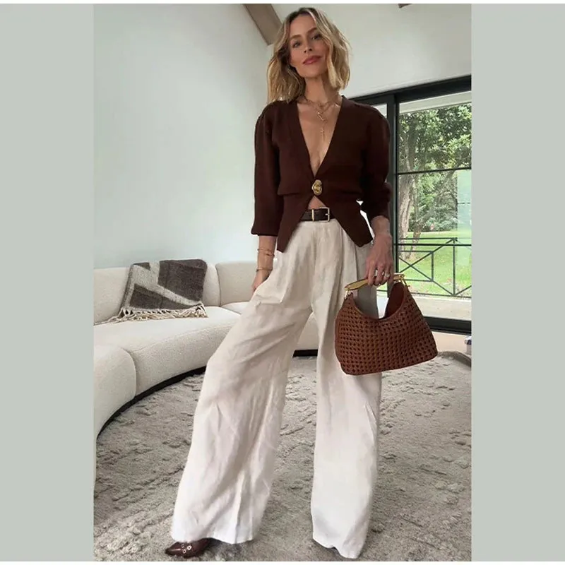 Chic VAN V-Neck Knit golden one button seater