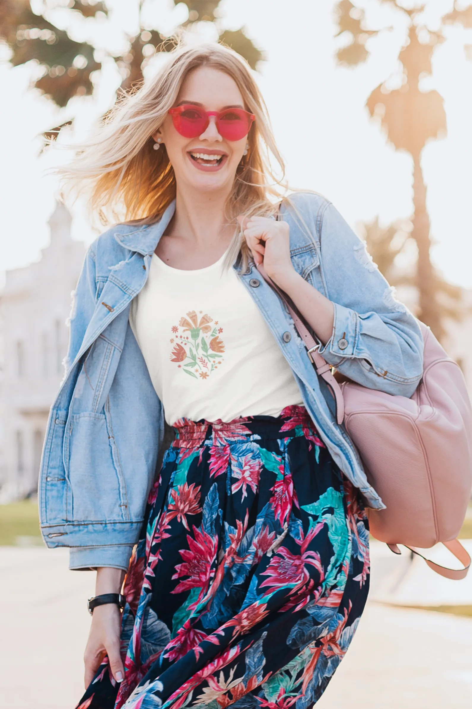 Floral Wildflowers Printed Scoop Neck T-shirt for women