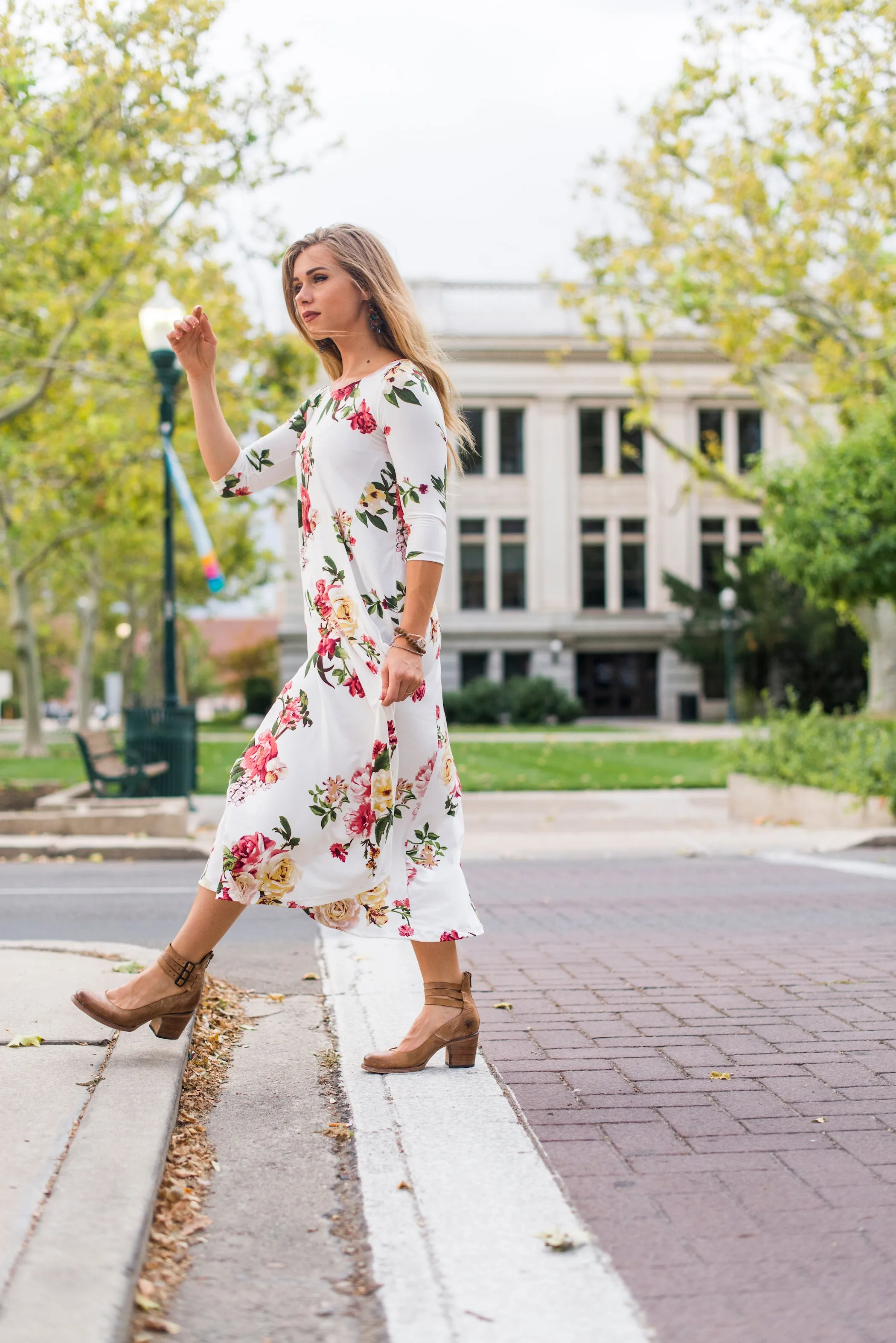 Jessi Dress White Floral