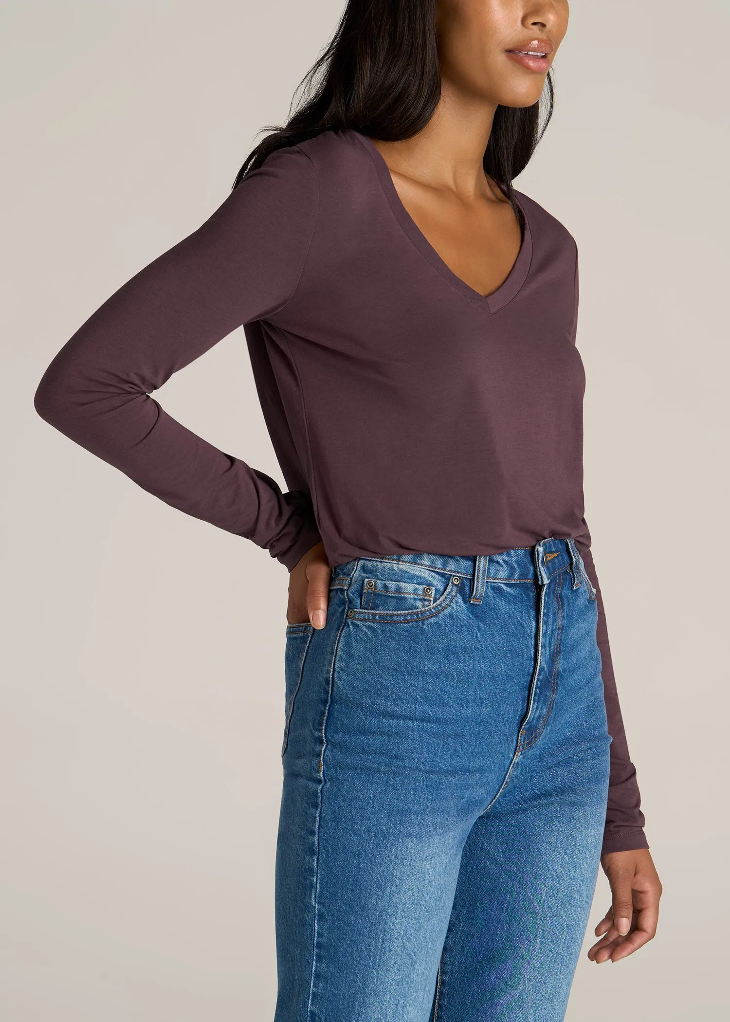 Long Sleeve Scoop V-Neck Tee Shirt for Tall Women in Merlot