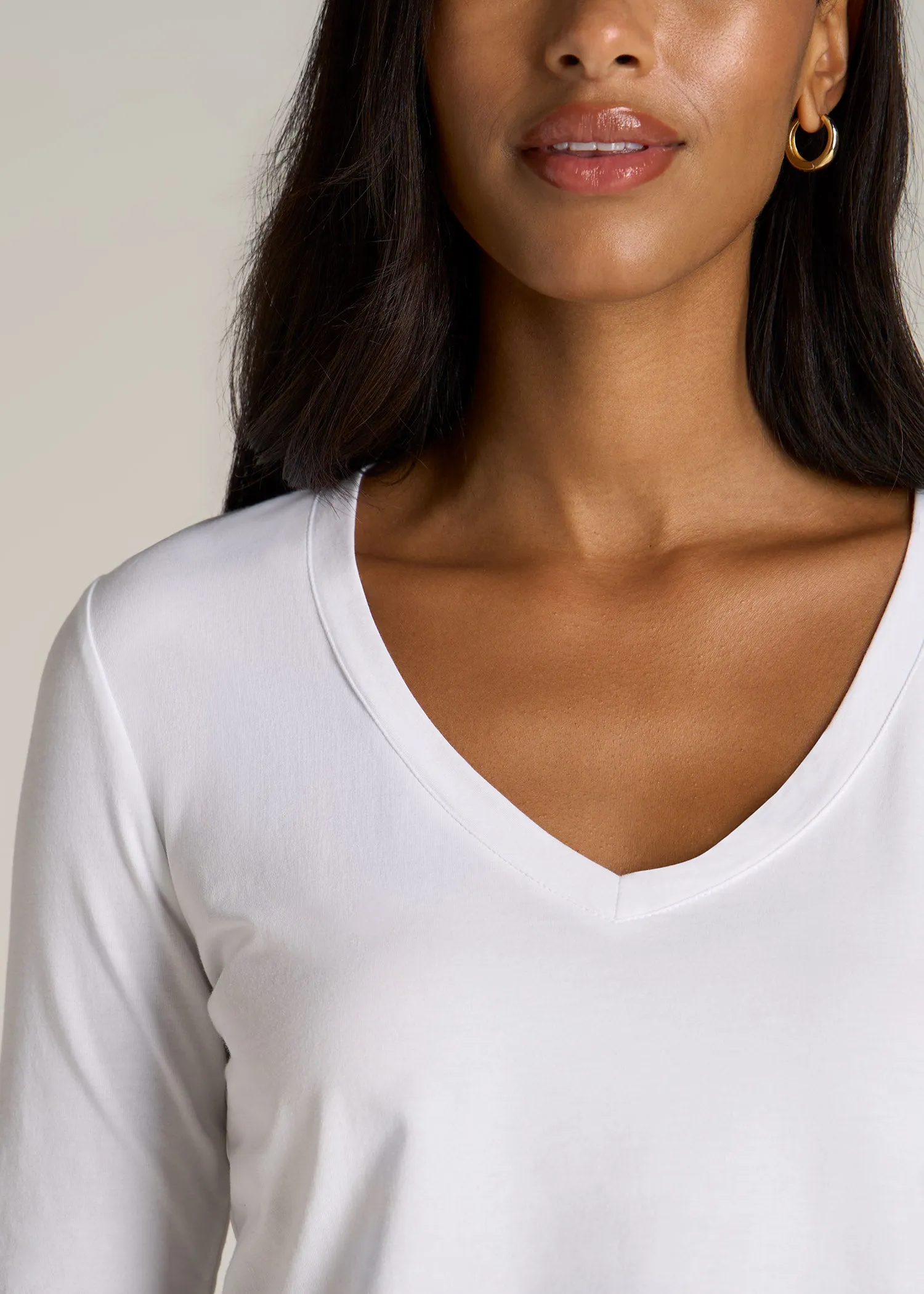 Long Sleeve Scoop V-Neck Tee Shirt for Tall Women in White