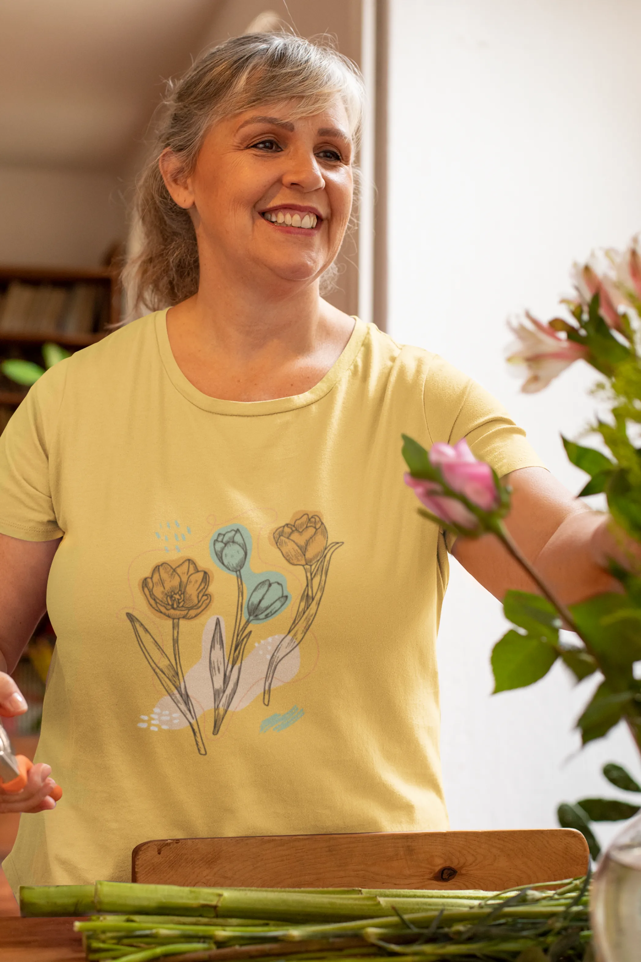 Organic Tulip Printed Scoop Neck T-shirt for women